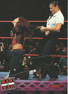 WWF Fleer Raw 2001 Trading Cards Ivory No.16