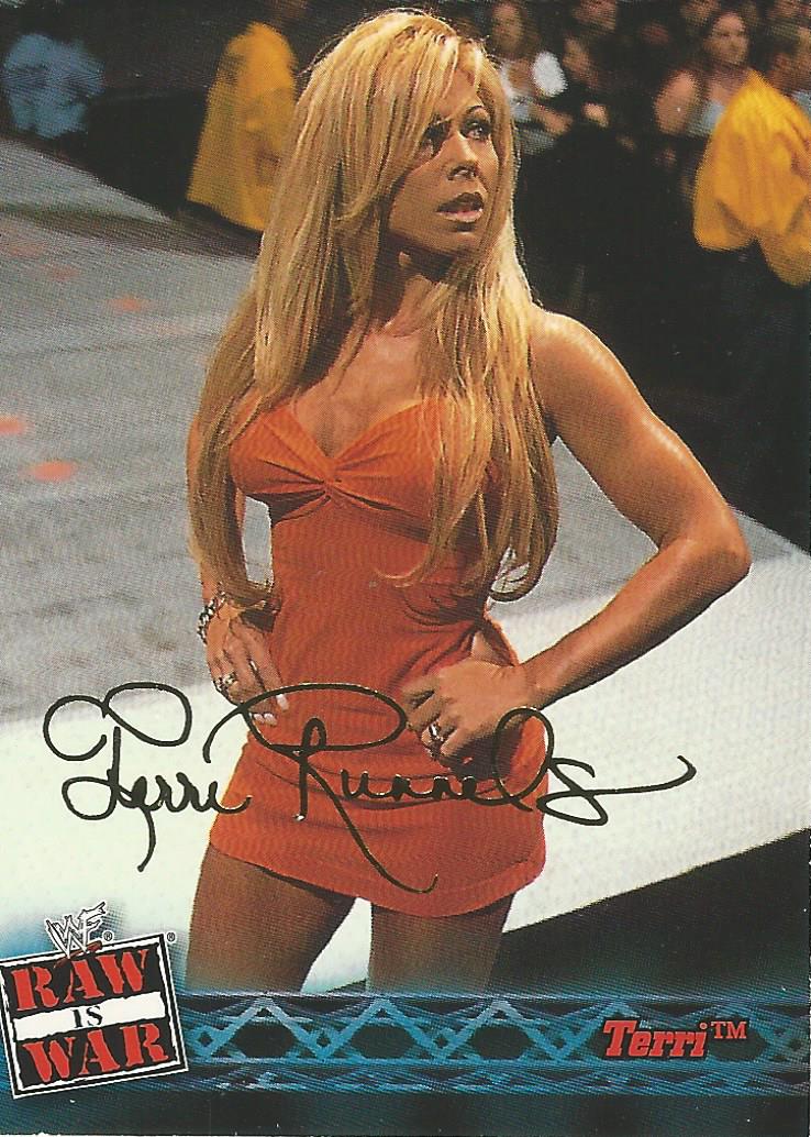 WWF Fleer Raw 2001 Trading Cards Terri Runnels No.33