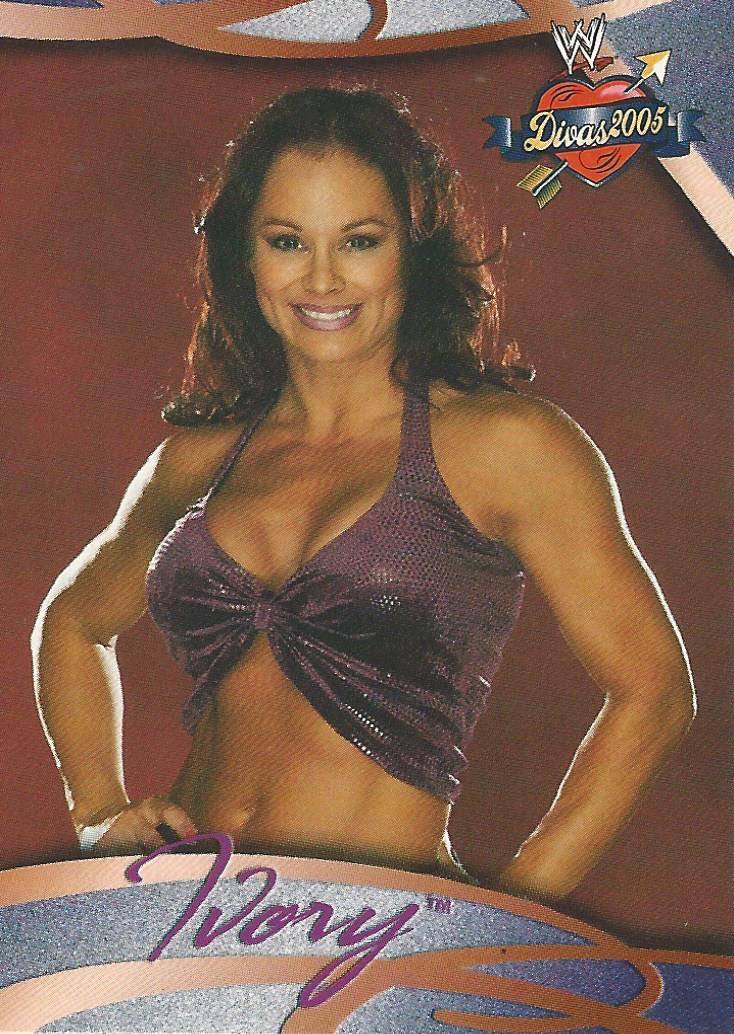 WWE Fleer Divas 2005 Trading Cards Ivory No.41